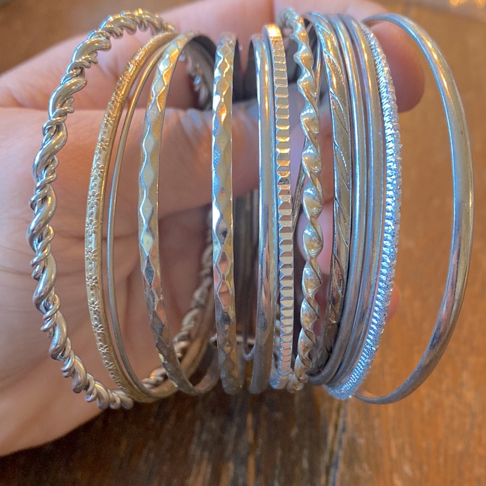 ✨ Silver metal bangle bracelets